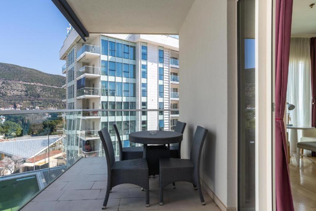 Fontana Mediteran Properties Budva Exterior foto